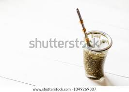 Spread 1/2 the potato mixture on the bottom of the dish. Shutterstock Puzzlepix