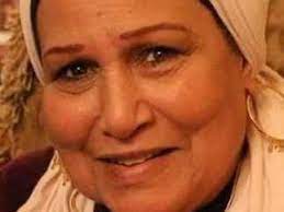 يا ليل طول شوية ع القمصة الحلوة ديا بتلك الكلمات ظهر الفنان الراحل سمير غانم في مقطع فيديو. Xkvlgkr0vp0irm