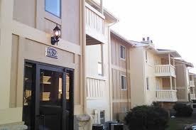 Apartments For Rent In Wichita Ks Near Imax And Mid Continent Airport 24 7 Security Maintenance Apartments For Rent 1 Bedroom Apartment Cool Apartments