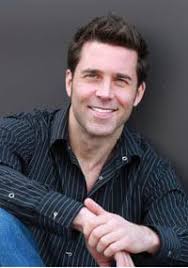 U2 電影館- 演員介紹傑森威廉李卡羅琳娜貝納菲德琪琪索爾葛雷諾瓦爾特史柯斯嘉克里斯多夫傑拉德