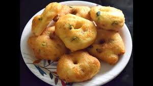 Uzhunnu Vada Recipe Medhu Vadai Restaurant Style Urad Dal Fritters Soft And Spicy Uzhunnu Vada Youtube