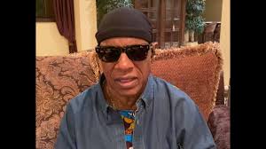 Stevland hardaway morris (né judkins; Stevie Wonder The Universe Is Watching Us Facebook