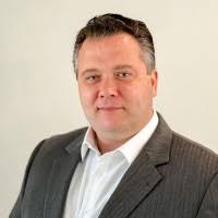 84400+ "Byron To" profiles