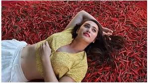 Alexandra had previously given birth to four daughters. Alasan Alexandra Gottardo Biarkan Bulu Ketiak Tumbuh News Entertainment Fimela Com