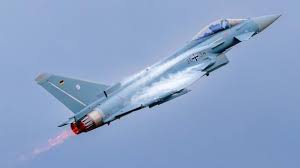 kampfjet über berlin