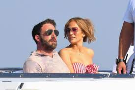 Jennifer lynn lopez (born july 24, 1969), also known as j.lo, is an american singer, actress, dancer, fashion designer, author, and producer. Matt Damon Third Wheeled Jennifer Lopez And Ben Affleck S Date