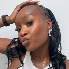 Catherine Stratton (@CatherineElfers)