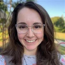 Molly Matlock's Instagram, Twitter & Facebook