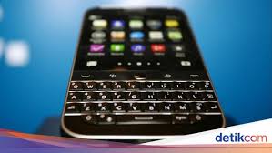 Nah bagi anda yang penasaran bagaimana trik bb full service gratis silahkan anda lihat. Whatsapp Facebook Pergi Inikah Akhir Ponsel Blackberry