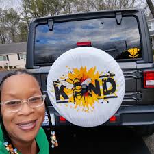 Ketchup honey that's not how u hold a fishing rod 😂😩