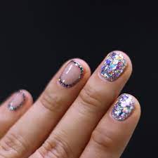 If You Want To Change Up Your Manicure Style Check Out The 17 Cool Glitter Nail Ideas That Will Take Your Fingers From Boring To Brilliant