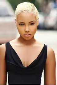 Choosing the right short hairstyle with thick hair is easy. Do Men Think Short Hair Is Sexy On A Woman Or Do They Prefer Long Flowing Hair Quora