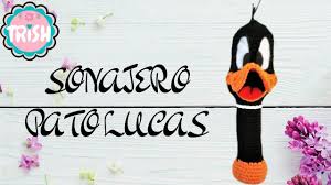 Como Montar El Sonajero De Pato Lucas Crochet Diy Facil Mickey Mouse De Ganchillo Crochet Diy Juguetes De Bebe De Ganchillo