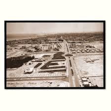Oldqatar On Instagram صورة القصر الأبيض في البداية كانت بيت المستشار الأنجليزي زائد مبنى الأستشارية بعدها صار مجلس الشور Old Images Instagram Posts Instagram