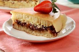 Panaskan minyak goreng, lalu masukkan bawang merah, bawang putih, cabai merah, dan cabai putih. Tips Agar Martabak Lembut Dan Bersarang Sajian Sedap