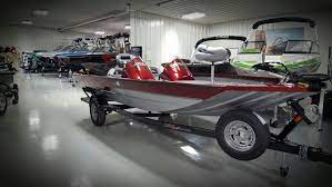 36 Br Marines Amazing Boats Ideas Marines Marine Boat
