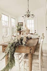 20 Gorgeous Christmas Table Setting Ideas For An Unforgettable Holiday Farmhouse Christmas Decor Christmas Home Christmas Table Settings