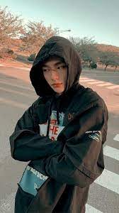 We've gathered more than 5 million images uploaded by our users and sorted them by. Only Stray Kids Hwang Hyunjin Wallpapers To Make Your Facebook