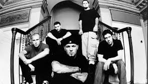 Deftones vocalist chino moreno admitted it kinda bugs him that the band only scored somewhat moderate success, while acts that wouldn't even exist if there wasn't. 20 Years Of Chocolate Starfish Reflecting On The Weird Limp Bizkit Hype