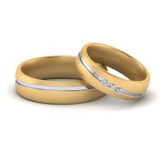 Discover distinctive rings to celebrate your union and partnership. Two Tone Three Stone Couple Band Rings In 14k Yellow Gold Fascinating Diamonds