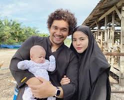 Nadzmi adhwa kongsi berita gembira isterinya, ardell aryana selamat bersalin. Aku Yang Nang1s Pulak Ni Macam Aku Pulak T1nggalkan Anak Aku Netizen Berita Kopak Cc