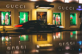 Für jedes konventionelle produkt bieten wir eine nachhaltige alternative. Top 5 Luxury Accessories Brands Everyone Should Know Ceoworld Magazine