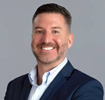 Robb Webster's Instagram, Twitter & Facebook