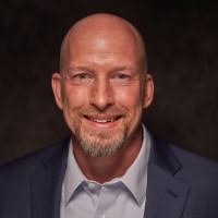 400+ profilů „Paskett“