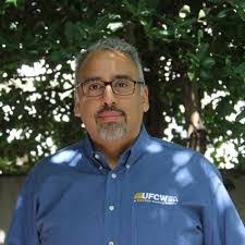 Nicolas Powell's Instagram, Twitter & Facebook