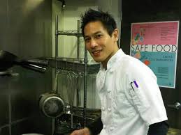 Namun tak banyak yang tahu jika atries angel dan chef juna terpaut 15 tahun. Detikhot Auf Twitter Chef Juna Dan Atries Angel Makin Lengket Didoakan Cepat Menikah Https T Co Kiz8kraylq