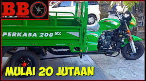 Pasalnya dengan sepeda motor ini mereka tidak akan direpotkan lagi jika terkena terik matahari dan basahnya hujan. New Happy Perkasa 200 Nx Motor 3 Roda Serbaguna Youtube