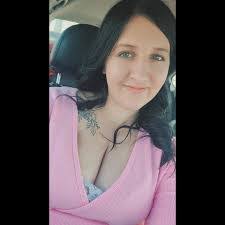 Shannon Caudill's Instagram, Twitter & Facebook