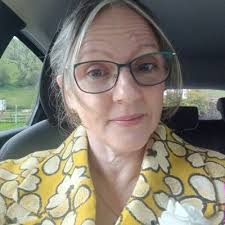 Debra Cranfield's Instagram, Twitter & Facebook