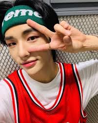 preview of game caterer featuring jyp artist. chan, changbin, hyunjin, and  i.n will be participating in jype's game caterers episode