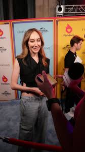 Sarah Natochenny 🦄 (@sarahnatochenny)  Posts  X