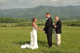 Wedding In Cades Cove Love This View This Is One Of Our Favorite Places In The World Cades Cove Smoky Mountain Wedding Tennessee Wedding Venues