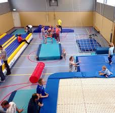 Gymles Ideeen Voor Ouder En Kindgym Kleutergym Peutergym Saturna Alkmaar Peutergym Kind Gymnastiek