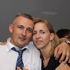 2010 BMW E92 M3 4.4 G-POWER Kompressor Power: 514 kW (700 HP) Price: 84.800  € Vmax: 333 km/h (limited) Seller: G-POWER Some technical data for the  conversion: • G-POWER kompressor kit •