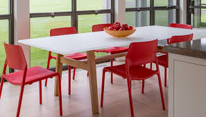 The barcelona acrylic dining table is truly a magnificent table. Acrylic Dining Table Infusion Furniture