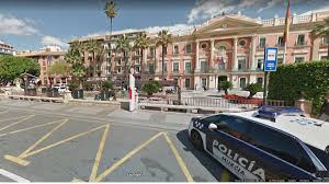 Check spelling or type a new query. Policia Local Murcia On Twitter Ayer Un Hombre De 42 Anos Se Entrego Voluntariamente A De Murciapolicia Al Forzar La Puerta De La Garita Del Parking Publico Glorieta De Espana