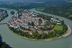 Finden sie auf der karte von wasserburg am inn eine gesuchte adresse, berechnen sie die route von oder nach wasserburg am inn oder lassen sie sich alle sehenswürdigkeiten und restaurants aus dem guide. Wasserburg A Inn Chiemsee Alpenland Tourismus