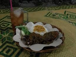 Jun 29, 2021 · adalah farida hariyati (45) warga desa patereman, kecamatan modung, kabupaten bangkalan, madura, jawa timur, yang menikmati keuntungan dari menjadi agen brilink. Bebek Tepi Jalan Bebek Goreng Bumbu Hitam Juara Dari Jalan Kaliurang Jogja