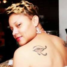 Stream Lisa Napier music