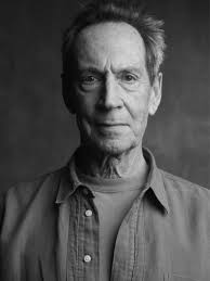 Jonathan Hyde