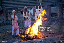 43 Manikarnika Crematorium Ghat Stock ...