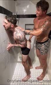 My favorit guys: Garett nolan and friend - ThisVid.com