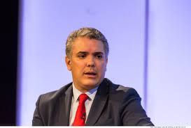 May 27, 2021 · risk rating agencies cannot judge countries with the same criteria they used before the pandemic, colombia's president ivan duque said on thursday, following a recent downgrade for his country's. Kolumbianer Zwingen Prasident Duque Und Seine Steuerreform In Die Knie Blickpunkt Lateinamerika
