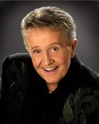 Two-time Grammy-winner Garth Brooks just surprised singer-songwriter Ashley  McBryde with an invitation to join the "longest-living family in music  history," at the Grand Ole Opry! https://cbsn.ws/3SVUhdi