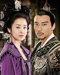 Iubiri nelegiuite este o telenovelă românească difuzată din 20 septembrie 2010 pe canalul de televiziune antena 1. Coreenii De Pe Tvr 1 Mai Tari Ca Narcisa SÄƒlbaticÄƒ È™i State De Romania Topul Programelor In 2010