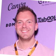 🎉 Crack out the cake!